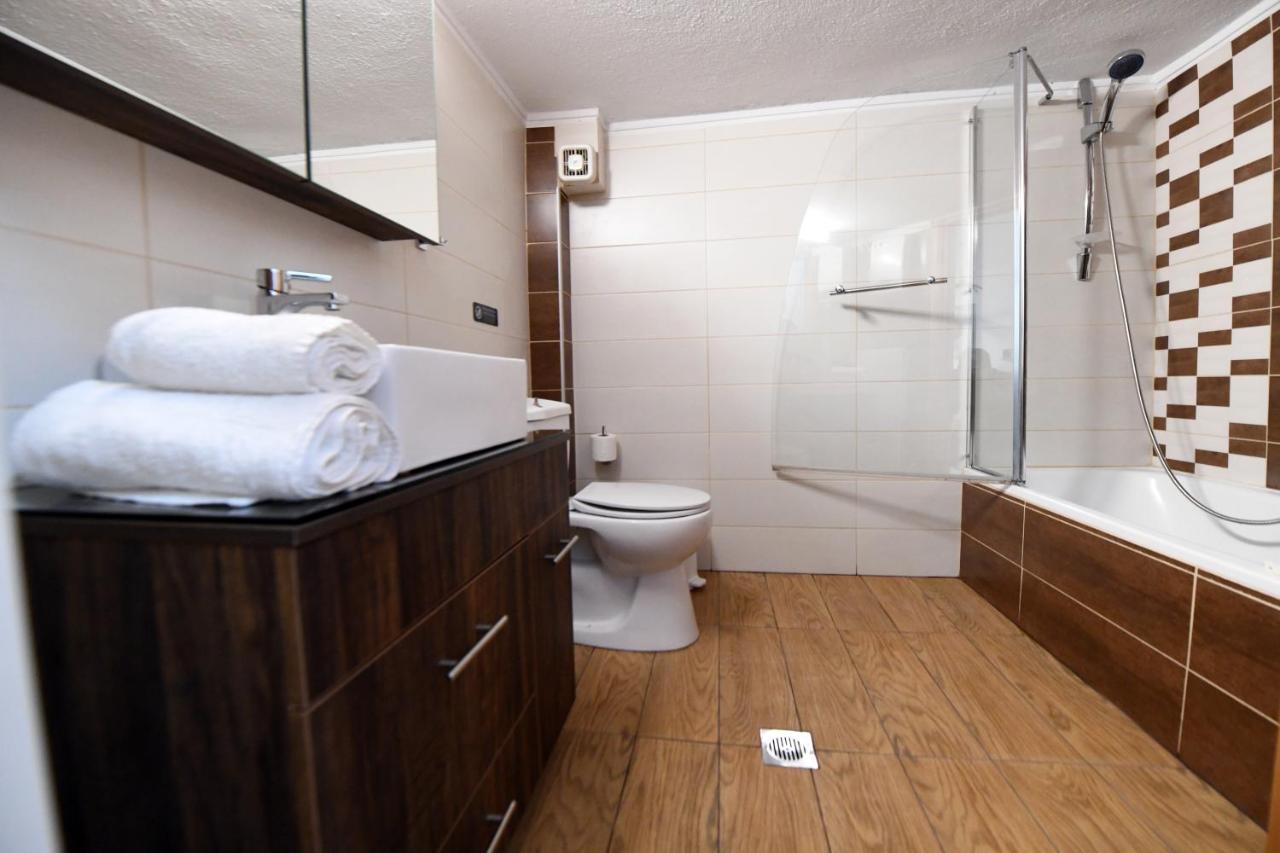 Grand Lux Apartment Сере Экстерьер фото