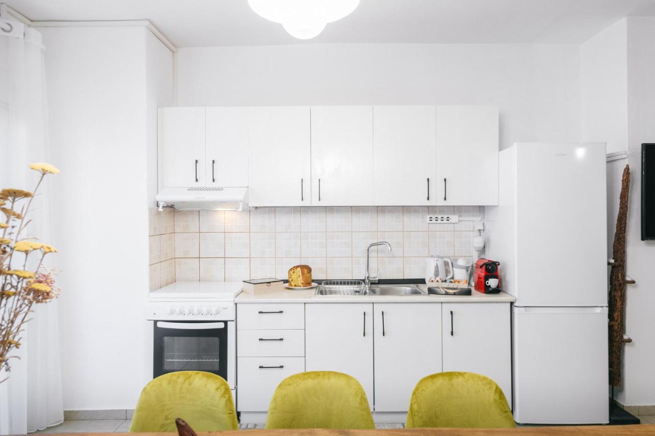 Grand Lux Apartment Сере Экстерьер фото